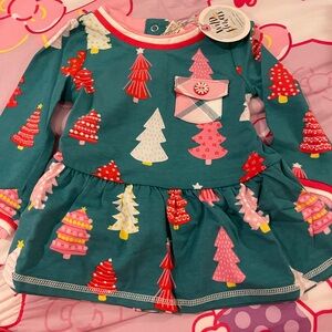 Wildflowers Green Christmas Tree top